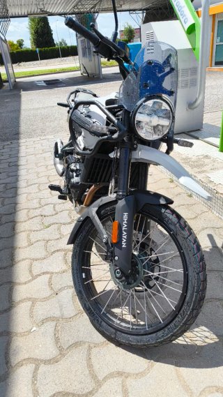Royal Enfield Himalayan 450