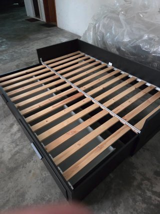 Cama nido de tela y madera
