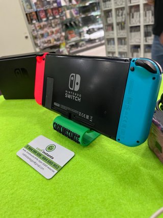 Nintendo Switch 2020 con funda Super Mario