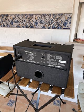 Amplificador Fender Mustang GT40