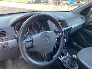Opel Astra 2010