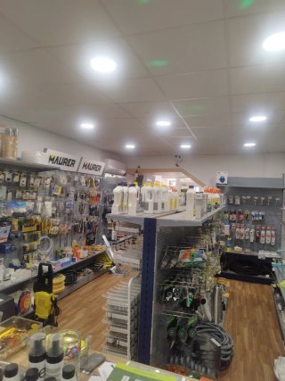 SE TRASPASA FERRETERIA Y REFORMAS EN VILANOVA,Urge