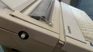 Máquina de escribir Brother AX-110