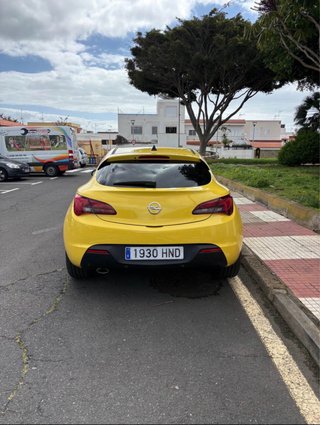 Opel Astra 2013