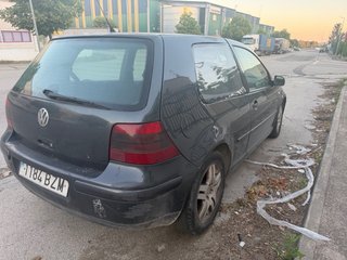 Volkswagen Golf 4 2002/ motor roto
