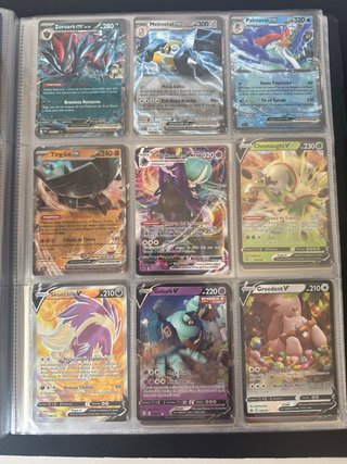 Collezione di carte Pokémon quasi completa