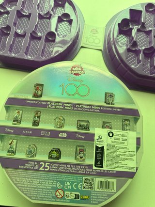 Caja Coleccionista Mini Brands Disney 100