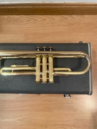 Trompeta Yamaha Japan YTR 233