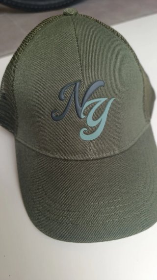 Gorra Trucker Verde Oliva NY Urbana Nueva