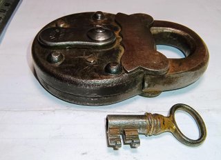 Candado DRGM E. Tolley Victor Lever con llave