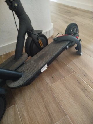 Dos patinetes Patinete Eléctrico Xiaomi
