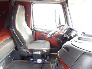 Volvo FH16 540--CAMIONES CON GRUA