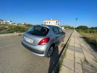 Peugeot 207 2011