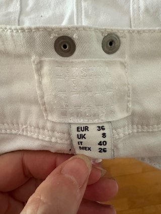 Pantalón blanco talla S