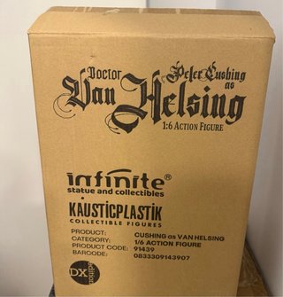 Figura Acción Peter Cushing Van Helsing 1:6
