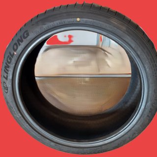 Neumático 225/45 R21 101V