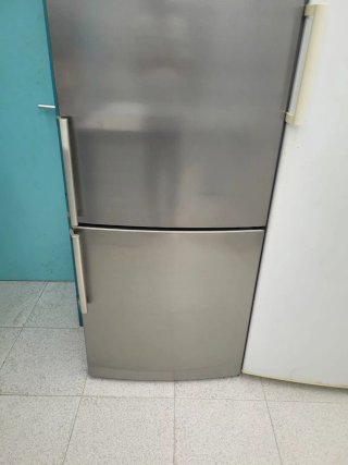 ☆NEVERA MARCA BOSCH COMBI NOFROST☆