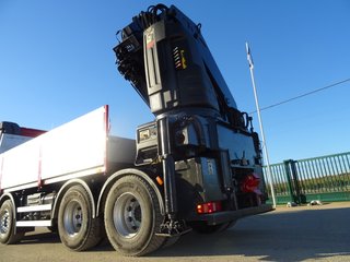 Volvo FM 440--CAMIONES CON GRUA