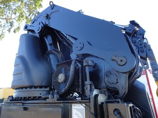 Volvo FM 440--CAMIONES CON GRUA