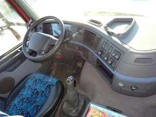 Volvo FM 440--CAMIONES CON GRUA