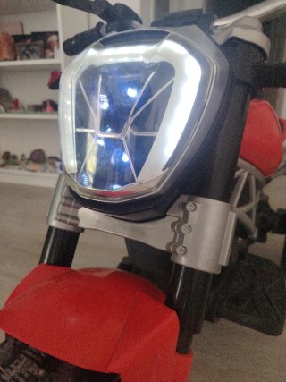 Moto Eléctrica Infantil Roja y Negra