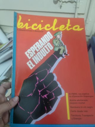Revista Bicicleta Los Regalos de la OTAN