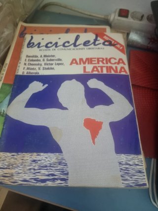 Revista Bicicleta Los Regalos de la OTAN