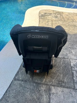 2 Asientos Coche Maxi-Cosi hasta 4 años.