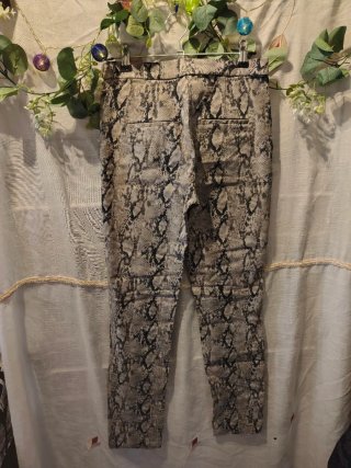 Pantalones Mango Estampado Serpiente Talla 36