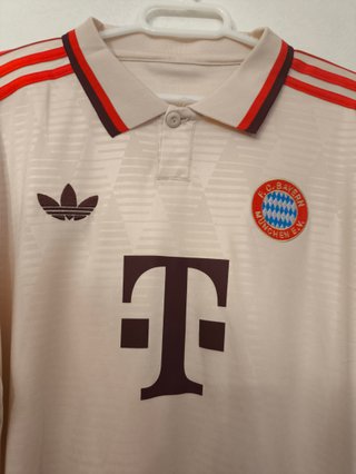 Camiseta FC Bayern Adidas Beige/Roja