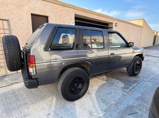 Nissan Terrano 1