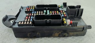 CAJA RELES / FUSIBLES VOLVO S90 LIM. 2.0 D TURBO