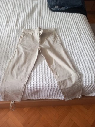 Pantalones largos vaqueros y chinos
