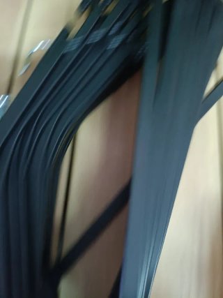 SONGMICS Perchas Plástico Negro x50