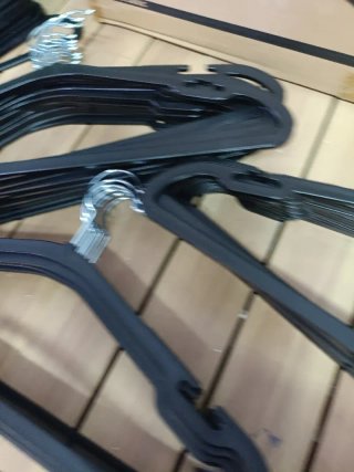 SONGMICS Perchas Plástico Negro x50