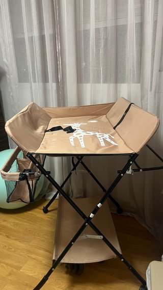 Cambiador para bebé con estampado de jirafa
