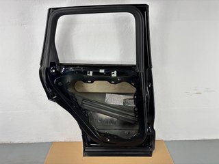 Puerta trasera izquierda VW Touareg 7P0833311