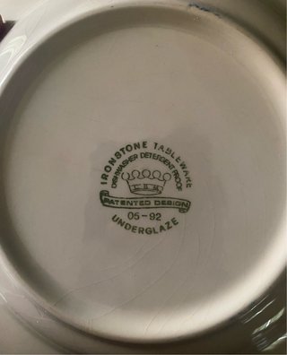 Juego platos hondos y ensaladera Ironstone vintage