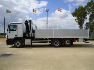 Mercedes ACTROS 2532--CAMIONES CON GRUA