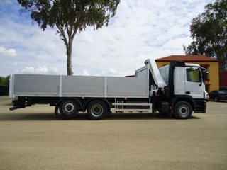 Mercedes ACTROS 2532--CAMIONES CON GRUA