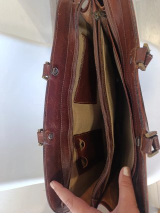 Maletín de cuero vintage para documentos