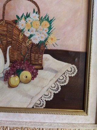 Bodegón al óleo con cesta y flores