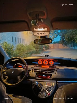 Peugeot 807 2008