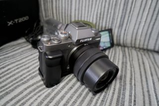 Fujifilm X-T200 + Grip y Accesorios