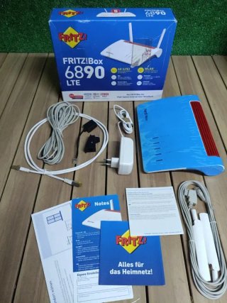 AVM FRITZ!Box 6890 LTE- Routers inalámbricos