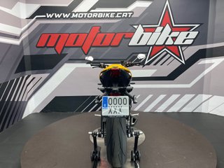 Triumph Street Triple RS Amarilla