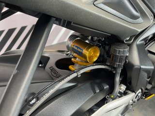 Triumph Street Triple RS Amarilla