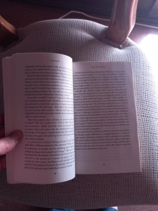 Libro Male female other?