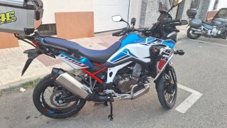 Honda Africa Twin 1100 Adventure Azul/Roja