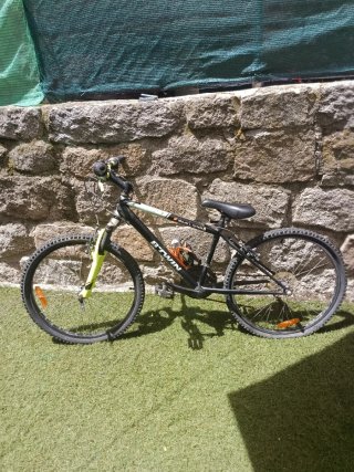 Bicicleta Montaña B'Twin perfecto estado